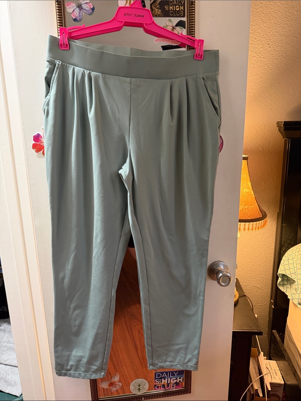 Mondetta Sage Green Pull-On Joggers